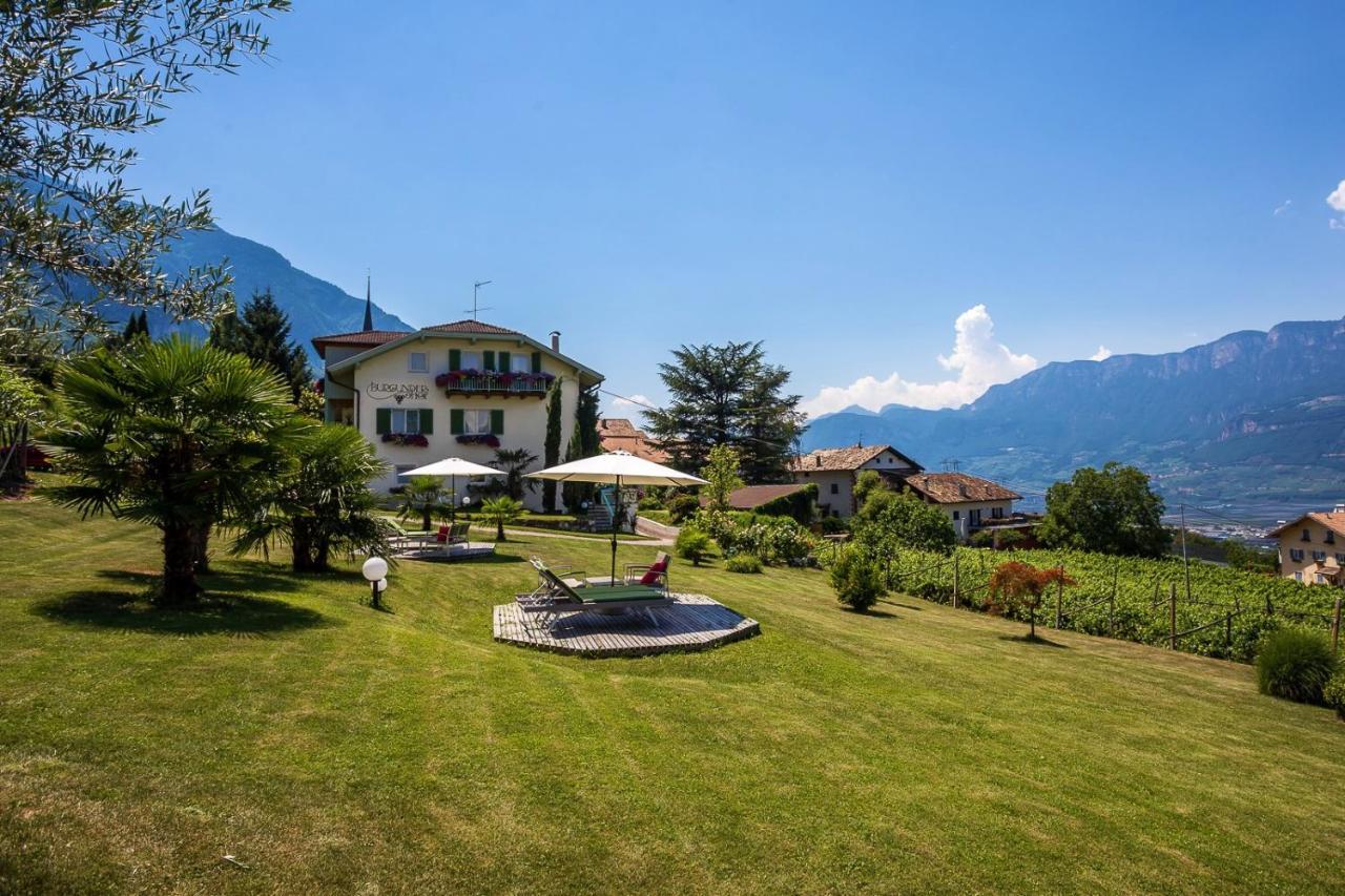 Burgunderhof Villa Montagna Luaran gambar