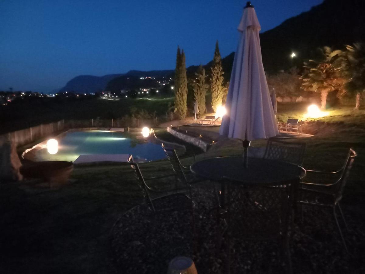 Burgunderhof Villa Montagna Luaran gambar