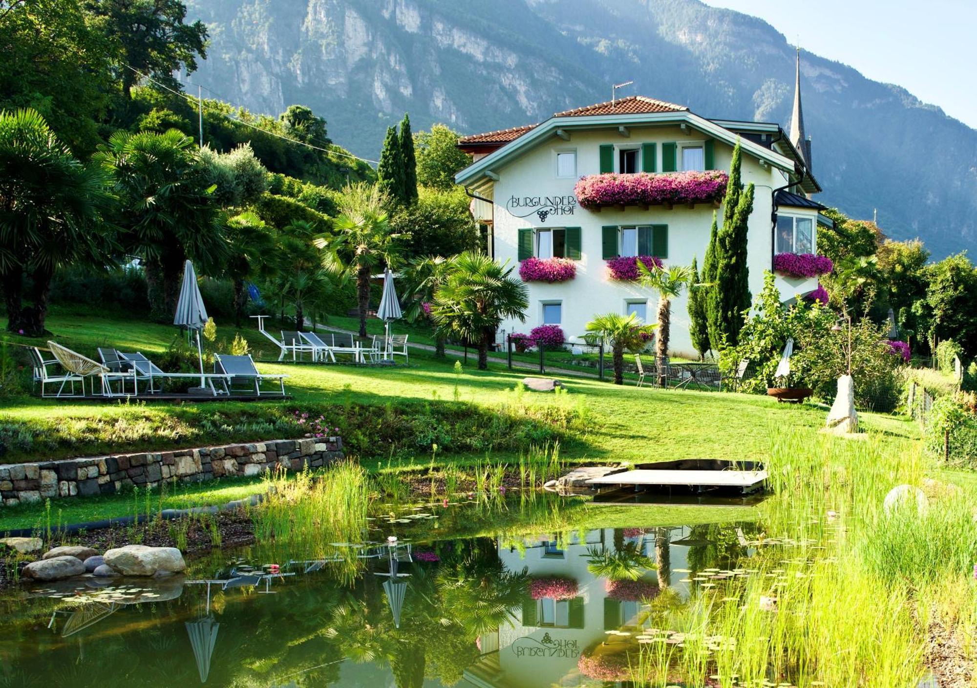 Burgunderhof Villa Montagna Luaran gambar
