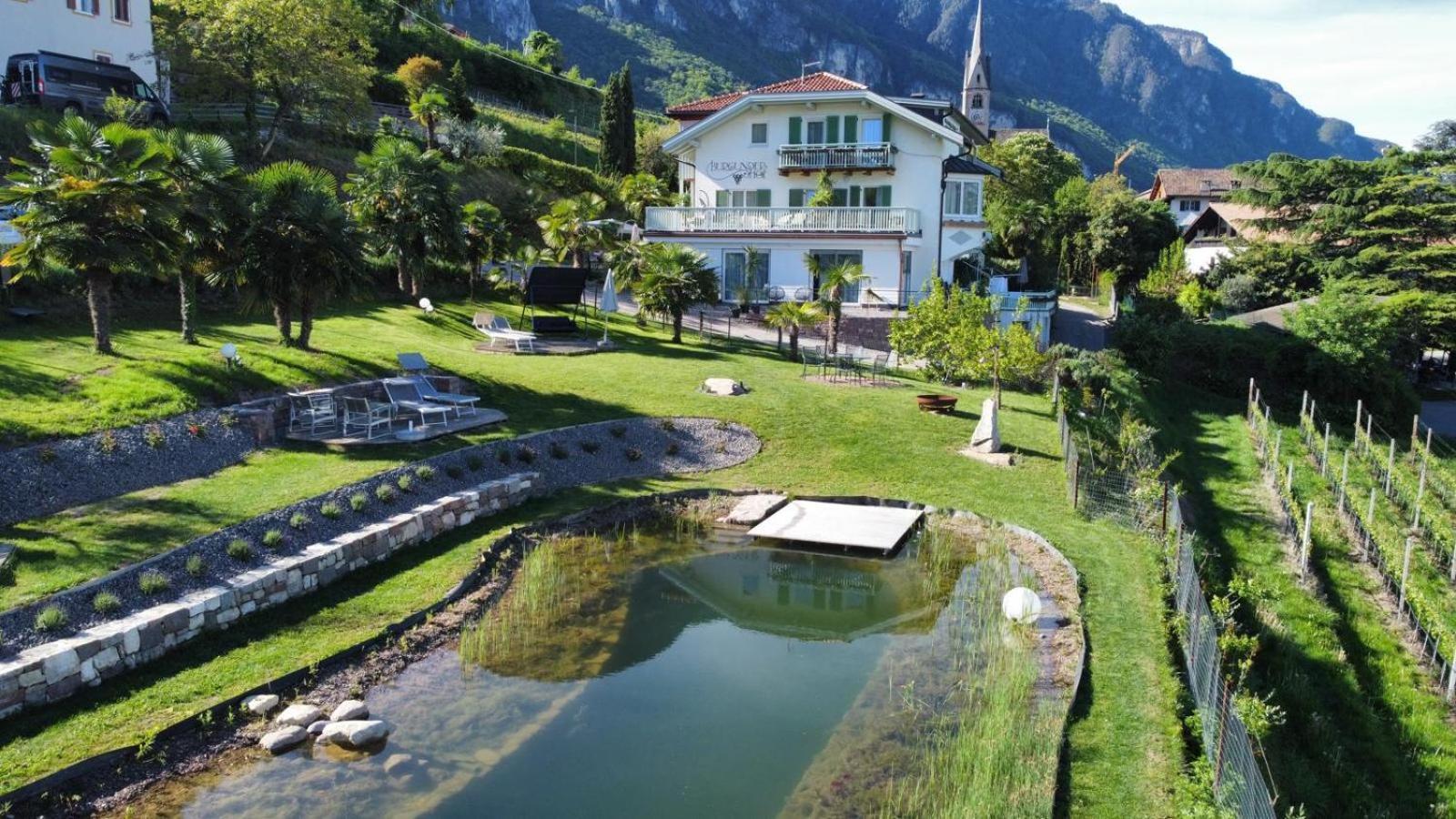 Burgunderhof Villa Montagna Luaran gambar