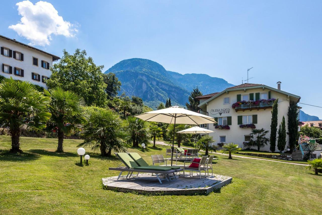 Burgunderhof Villa Montagna Luaran gambar