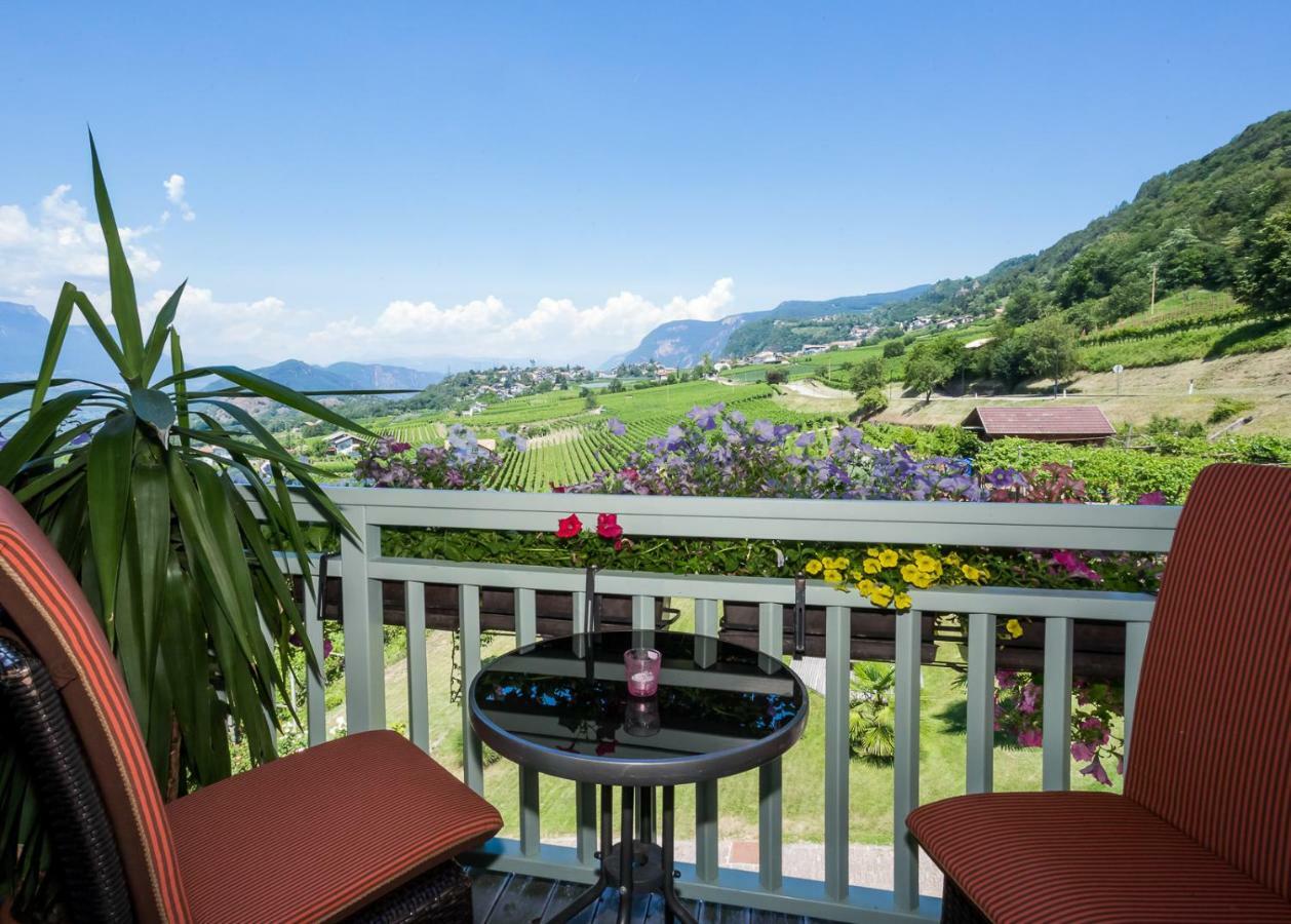 Burgunderhof Villa Montagna Luaran gambar